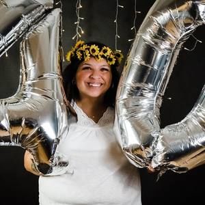 Meet your Posher, Lee